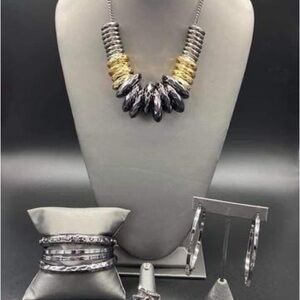 Paparazzi Silver and Gold Necklace Set with Modern Design